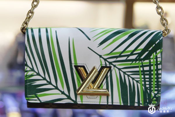 lv棕榈叶款单肩包实拍 lv棕榈叶款单肩包实拍