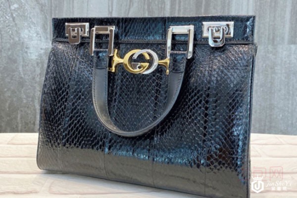古驰黑色蛇皮单肩包实拍 古驰黑色蛇皮单肩包实拍