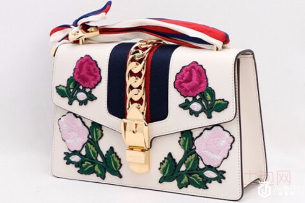 古驰sylvie刺绣白色单肩包实拍 古驰sylvie刺绣白色单肩包实拍