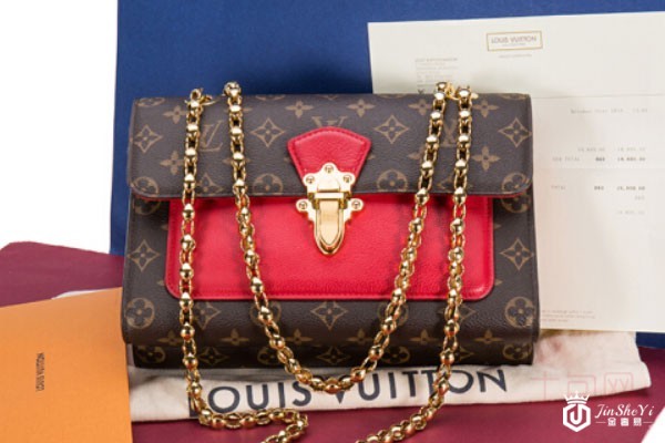 lv维多利亚老花拼红色牛皮链条包实拍 lv维多利亚老花拼红色牛皮链条包实拍