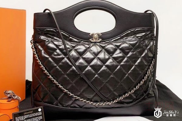 香奈儿黑色小羊皮手拎托特包