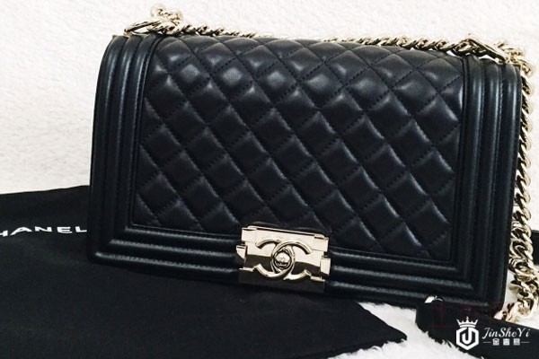 黑色香奈儿LE BOY链条包 黑色香奈儿LE BOY链条包