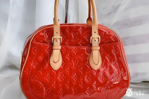 LV红色漆皮材质珍妮手提包