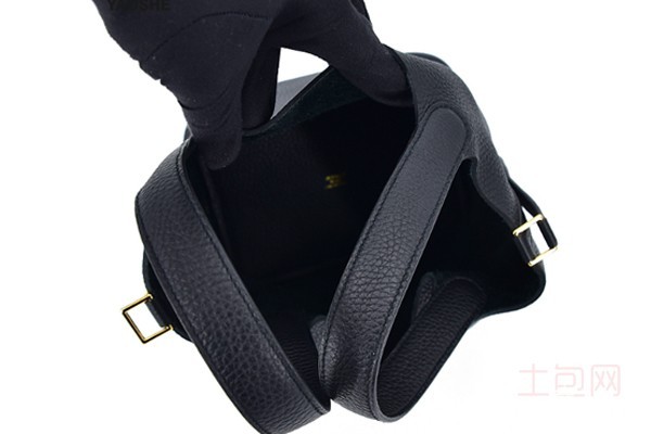 爱马仕黑金锁头包包内部展示 爱马仕黑金锁头包包内部展示