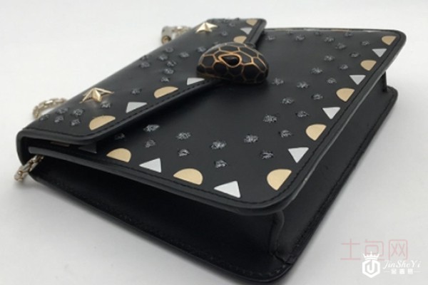 宝格丽珐琅蛇头星星拼色单肩包包外观展示