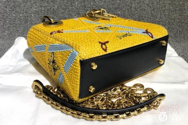 99新三格迪奥五角星刺绣蜜蜂包底部及肩带链条 99新三格迪奥五角星刺绣蜜蜂包底部及肩带链条