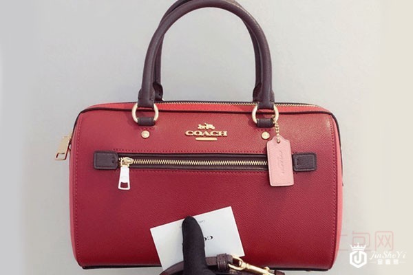 Coach蔻驰新款波士顿酒红色手提包 Coach蔻驰新款波士顿酒红色手提包