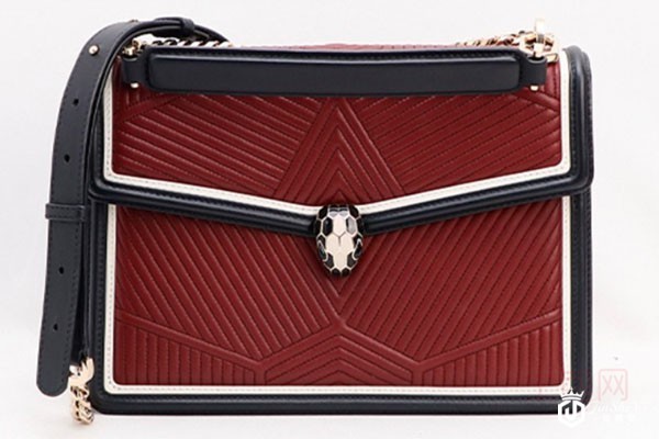 宝格丽宝格丽石榴石色蛇头链条女包型号CK2250 宝格丽宝格丽石榴石色蛇头链条女包型号CK2250