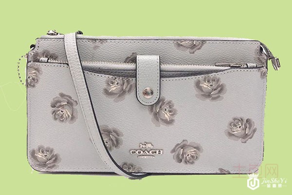 驰1941限量涂鸦二手包包回收的价钱为何也会不高？