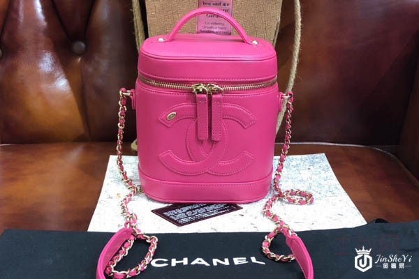 香奈儿化妆包回收价格怎么样，回收二手包包款式有多重要？