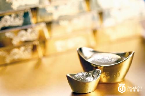 黄金价格走低