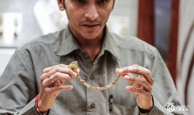 黄金价格已经超过实际价值