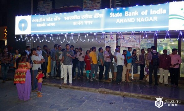 排队取现(文章末尾附：黄金牛市并非昙花一现)