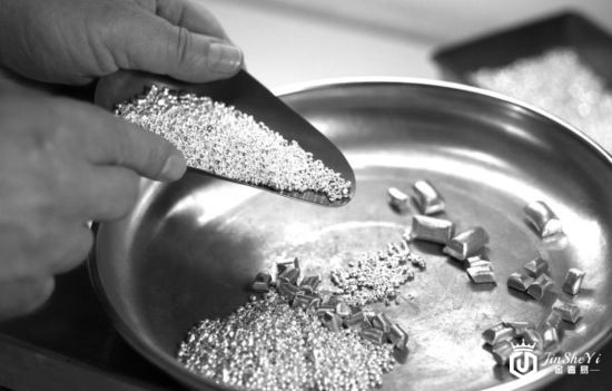 铂金(文章末尾附：贵金属全军覆没)