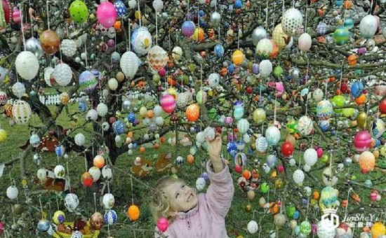 复活节来临黄金鸣金收兵 金价上涨还要看朝美局势 复活节来临黄金鸣金收兵 金价上涨还要看朝美局势