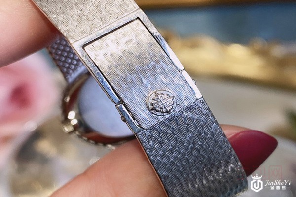 二手95新百达翡丽女表表扣实拍图 二手95新百达翡丽女表表扣实拍图