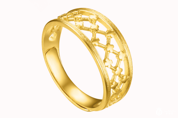 潮宏基黄金回收