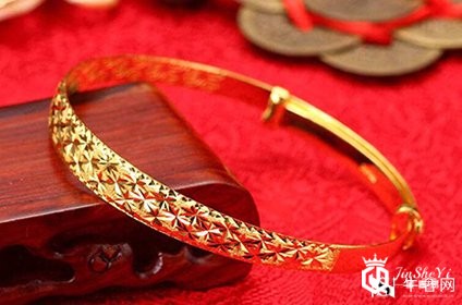 老凤祥黄金手镯回收价格
