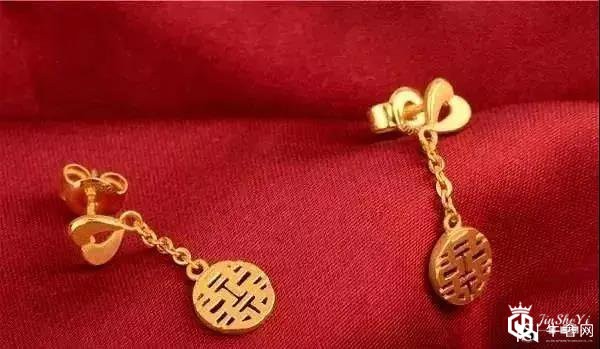 上海周生生黄金回收价格怎么定的