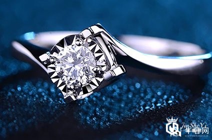 蒂芙尼铂金戒指回收价格多少