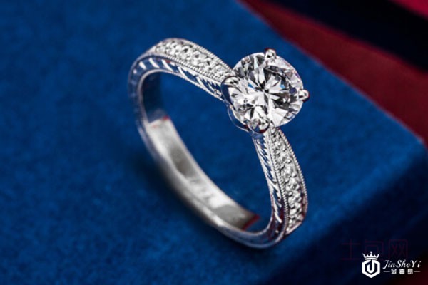 Blue Nile一克拉钻石戒指实拍