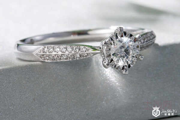 喜钻50分au750白金钻石戒指实拍 喜钻50分au750白金钻石戒指实拍