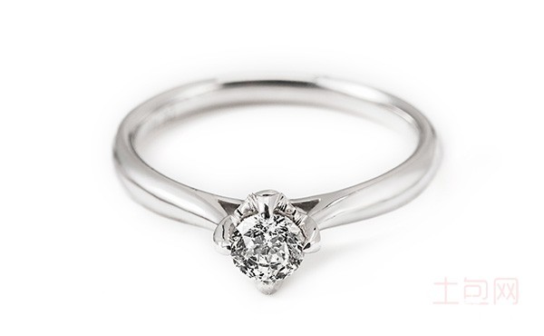 二手95新周大生30分四爪钻戒正面展示图 二手95新周大生30分四爪钻戒正面展示图