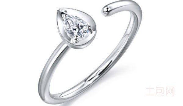 周生生Let<i></i>'s Play钻石戒指实拍