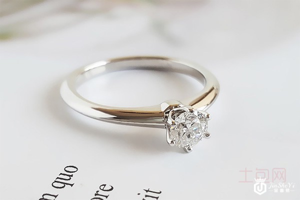 二手95新蒂芙尼0.4克拉钻戒实拍图 二手95新蒂芙尼0.4克拉钻戒实拍图