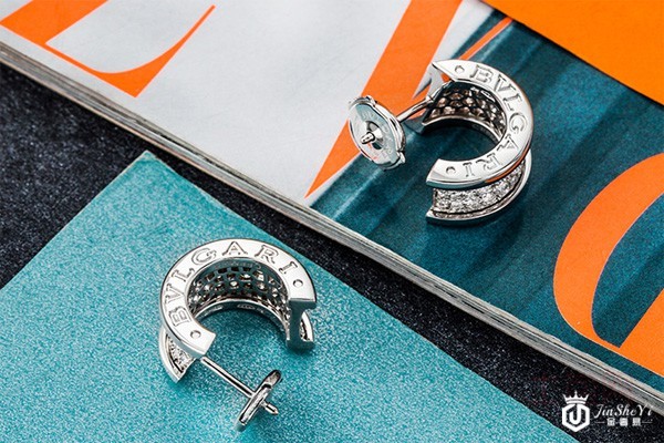 二手95新宝格丽耳钉实拍图 二手95新宝格丽耳钉实拍图