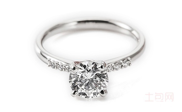 二手95新Blue Nile钻戒展示图 二手95新Blue Nile钻戒展示图