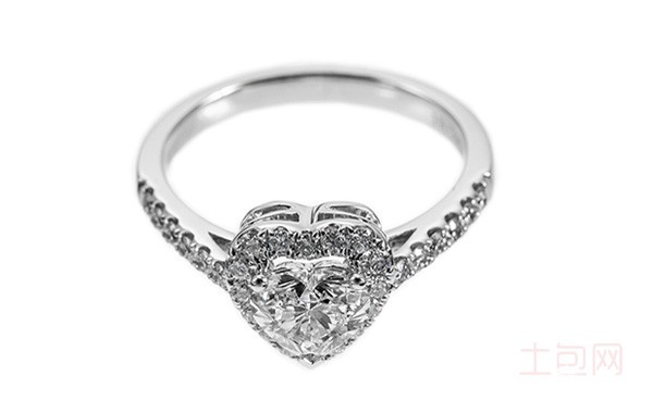 二手95新DR钻戒展示图 二手95新DR钻戒展示图