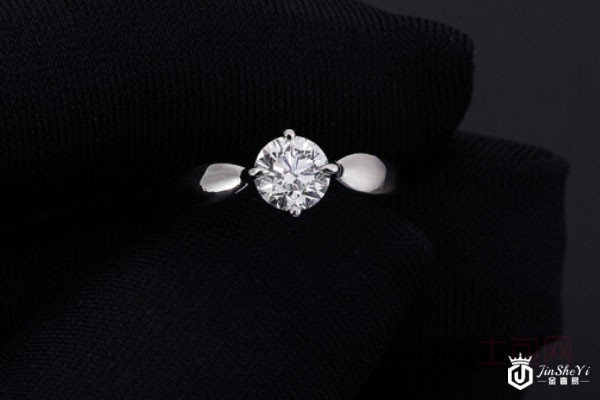 宝格丽60分钻石戒指实拍 宝格丽60分钻石戒指实拍