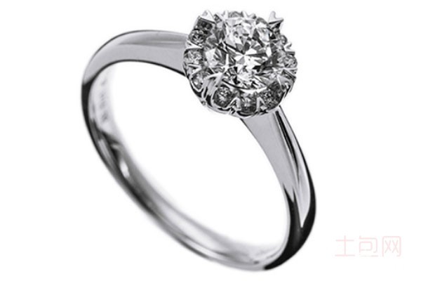 0.60CT-F-SI1-VG+2EX铂金钻石戒指实拍 0.60CT-F-SI1-VG+2EX铂金钻石戒指实拍