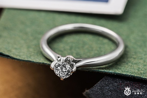 二手95新周大生钻戒展示图 二手95新周大生钻戒展示图