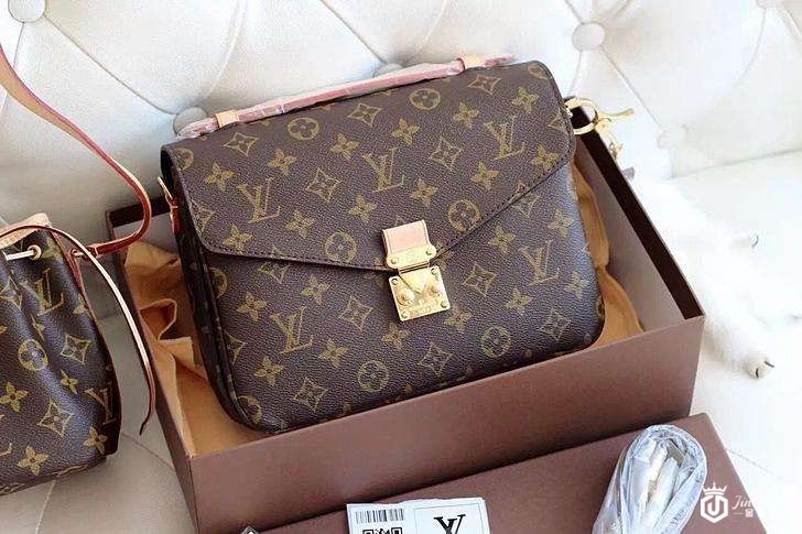 二手LV包包回收