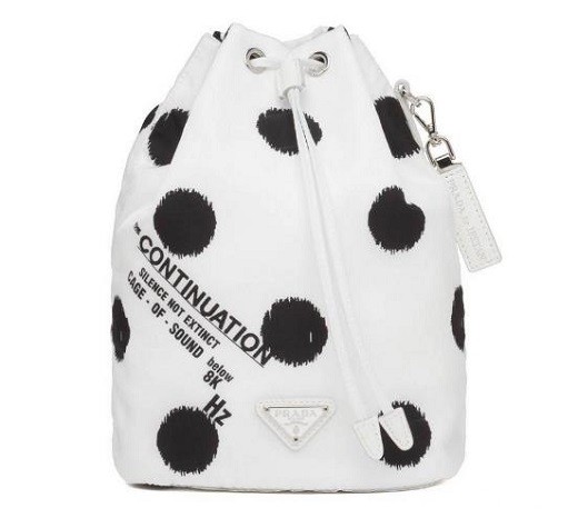 哪有回收普拉达二手包包