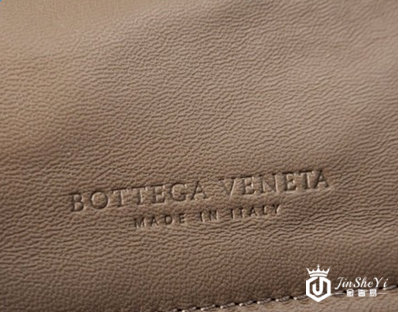 葆蝶家bv包包怎么鉴定真假