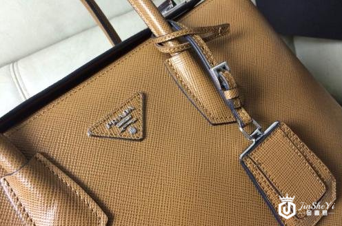 普拉达包包回收