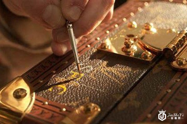 二手奢侈品包包如何护理，护理过后的二手奢侈品包包还可以回收吗？