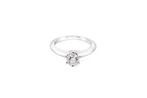 奢侈品回收店一般几折，上海二手奢侈品回收店有多少？