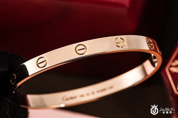 卡地亚LOVE手镯