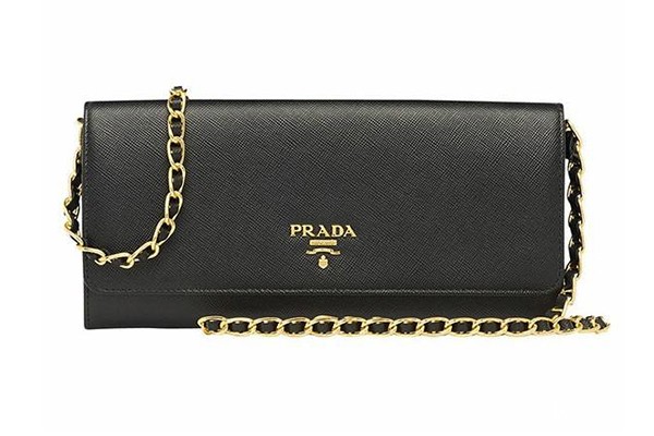 普拉达包包