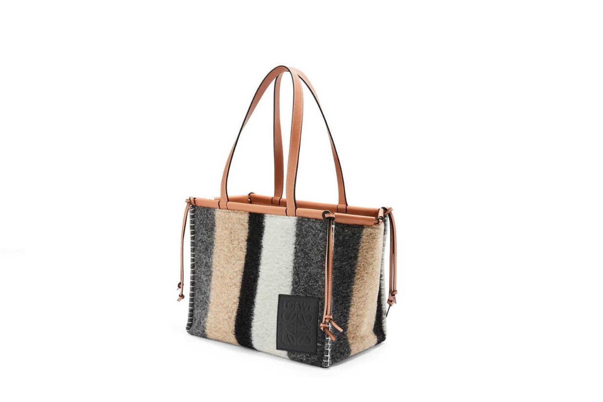 二手loewe包包能卖多少钱-金奢易网