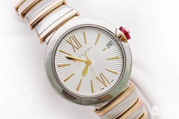 上图为宝格丽LVCEA系列102197精钢手表实拍 上图为宝格丽LVCEA系列102197精钢手表实拍