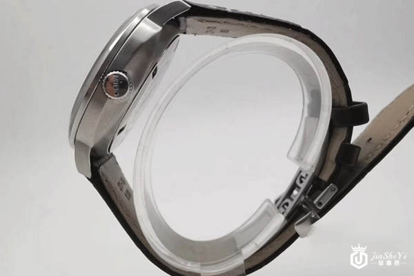 美度指挥官系列M016.430.16.061.80腕表侧面展示图