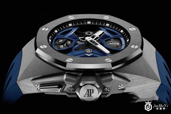 爱彼皇家橡树概念飞行陀飞轮GMT腕表侧面展示图 爱彼皇家橡树概念飞行陀飞轮GMT腕表侧面展示图