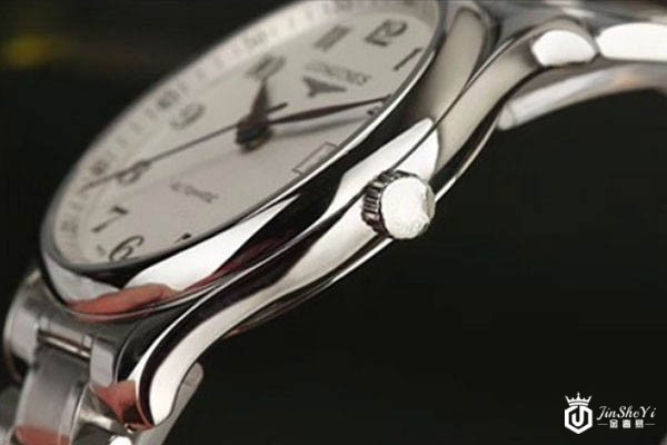 浪琴名匠制表传统系列L2.518.4.78.6 腕表侧边表把展示