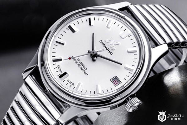 上海牌7120系列65周年纪念系列850睿智银盘腕表表盘展示图