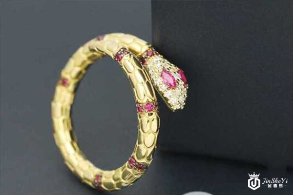 APM monaco红刚玉蛇神钻石戒指